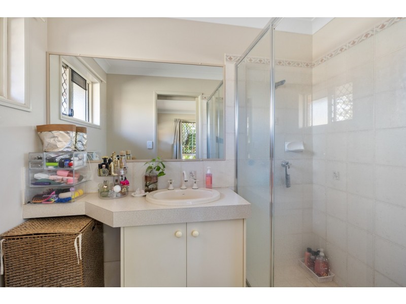 3 Westburn Court, Redland Bay QLD 4165