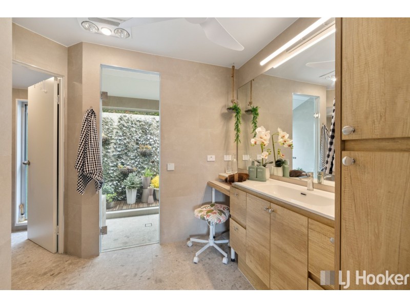 314 Bloomfield Street, Cleveland QLD 4163