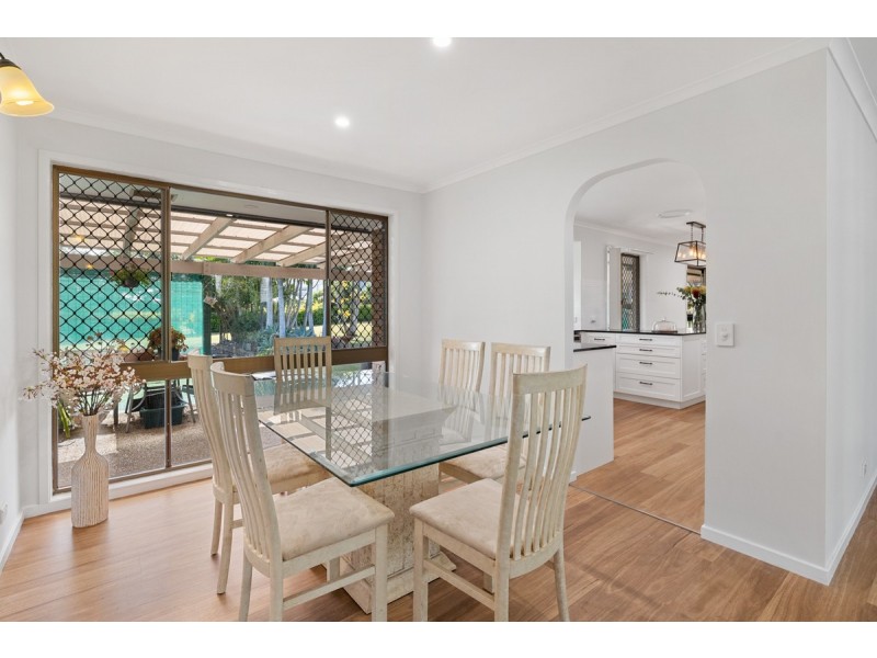 24 Catherine Street, Birkdale QLD 4159