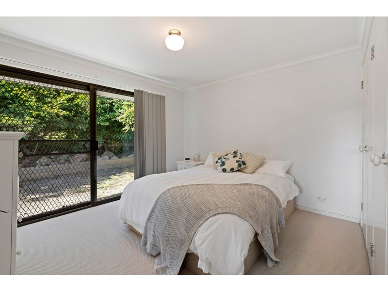 24 Catherine Street, Birkdale QLD 4159