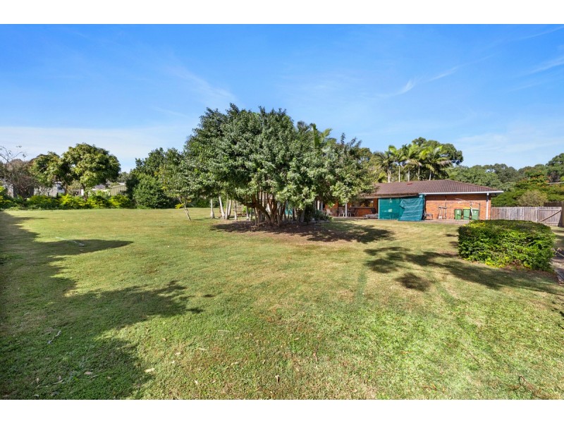 24 Catherine Street, Birkdale QLD 4159