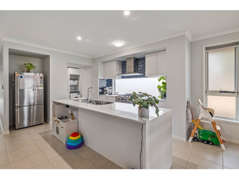 26 Larbonya Crescent, Capalaba QLD 4157