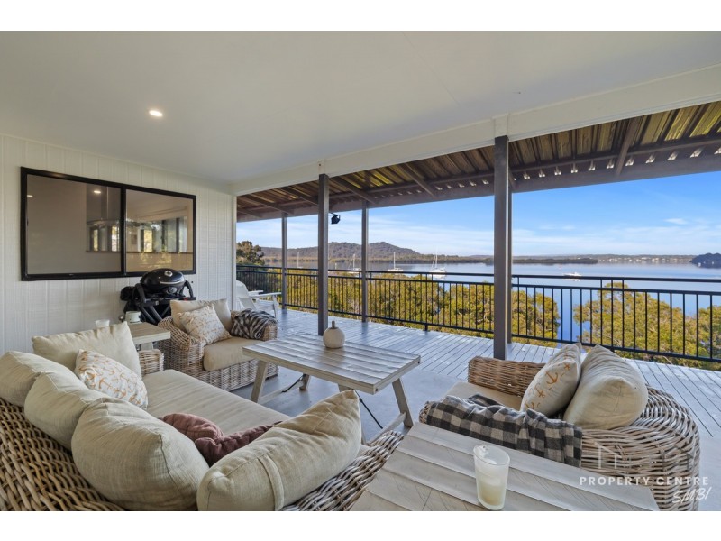 142-144 Canaipa Point Drive, Russell Island QLD 4184