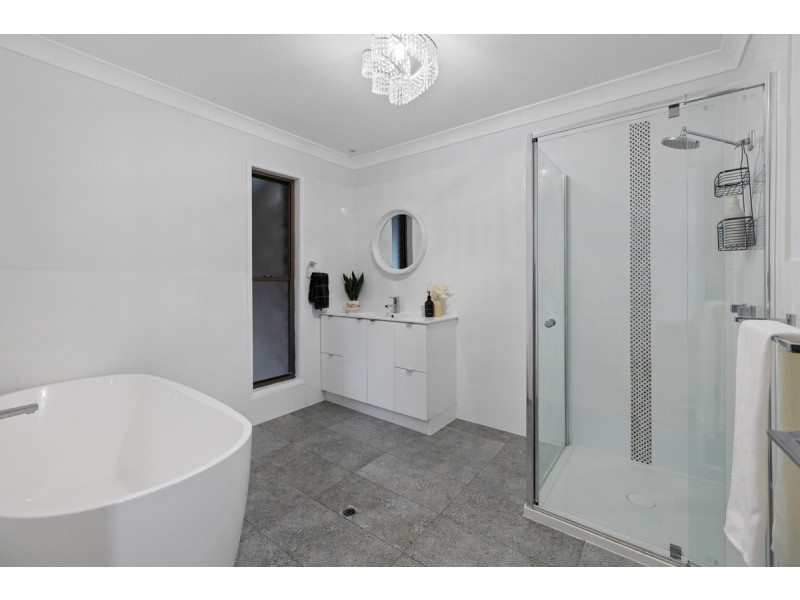 5 Venn Parade, Thornlands QLD 4164