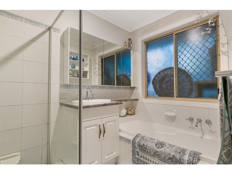 35 Larbonya Crescent, Capalaba QLD 4157