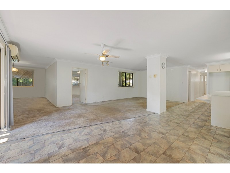 83 Grassdale Road, Belmont QLD 4153