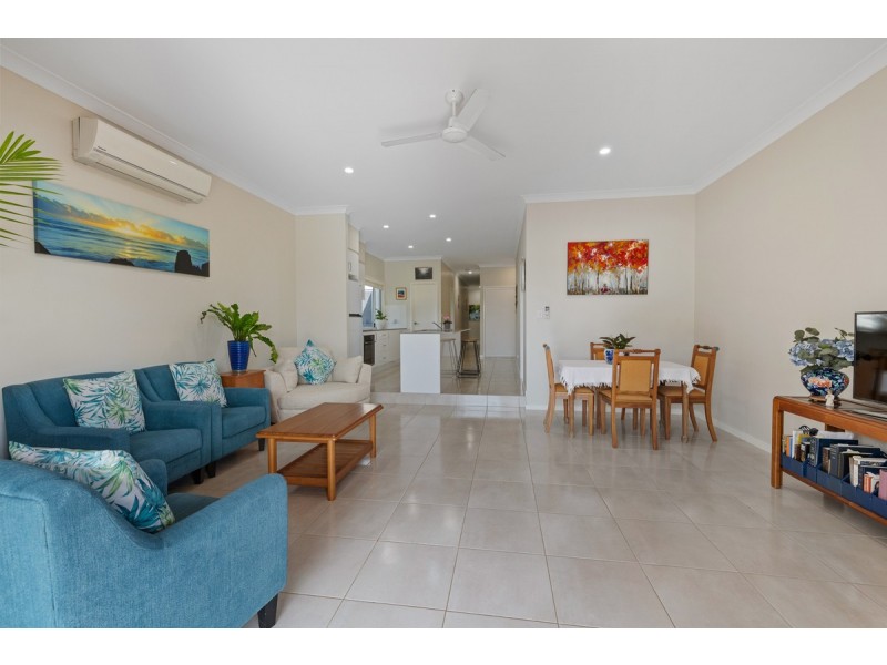 42 Russell Street, Cleveland QLD 4163