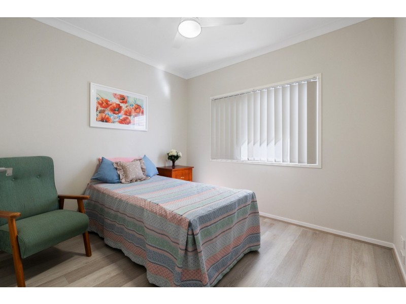 42 Russell Street, Cleveland QLD 4163