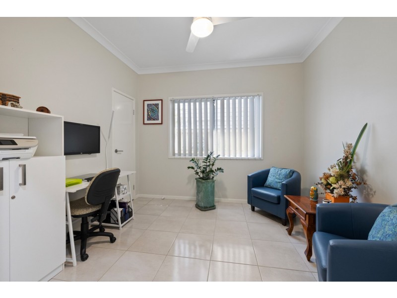 42 Russell Street, Cleveland QLD 4163