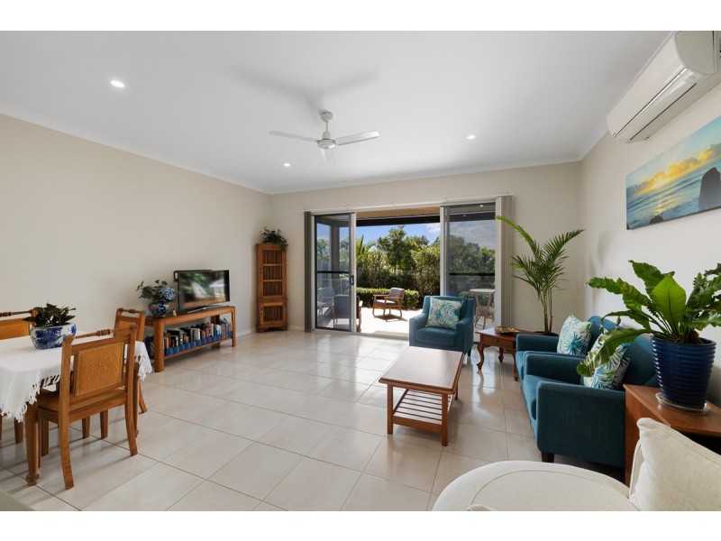 42 Russell Street, Cleveland QLD 4163