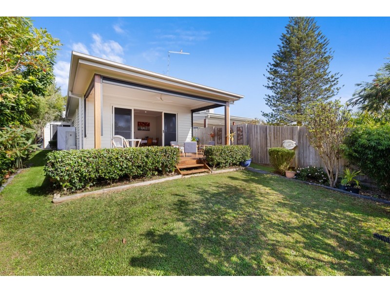 42 Russell Street, Cleveland QLD 4163