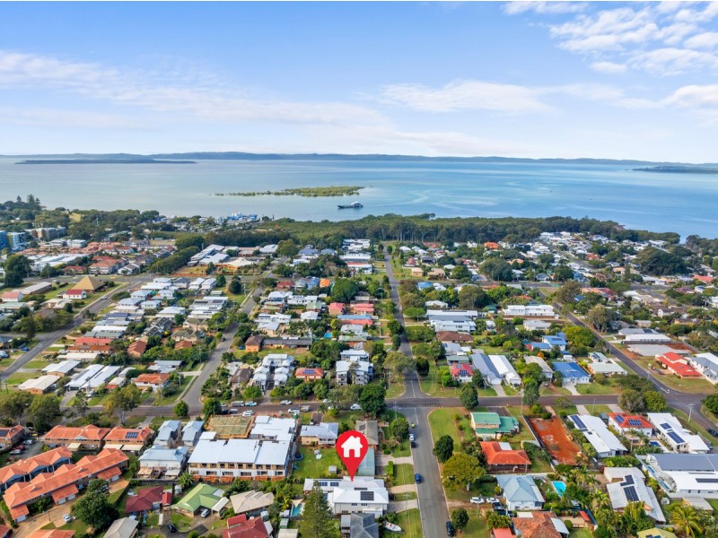 42 Russell Street, Cleveland QLD 4163