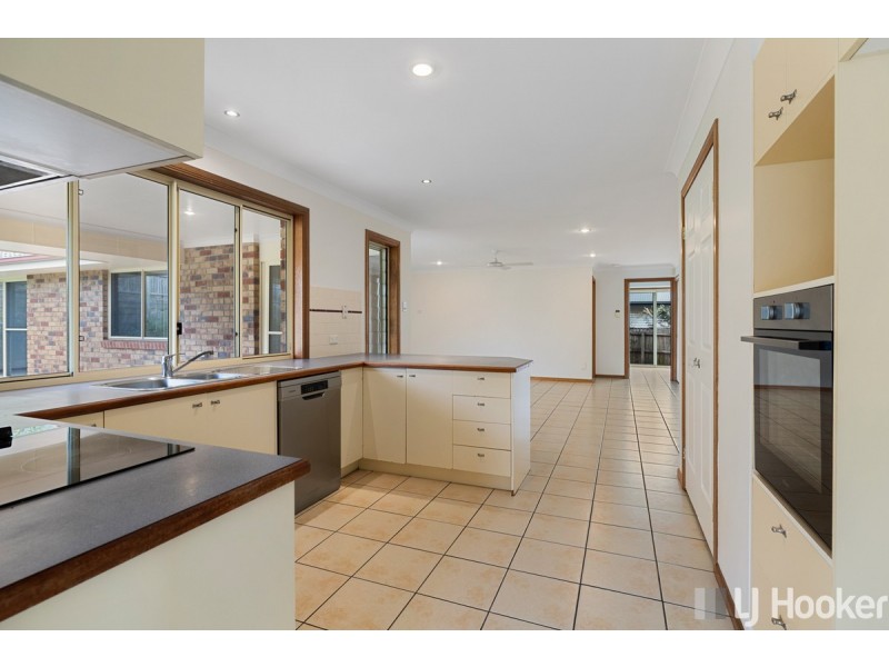 5 Bush Cherry Place, Thornlands QLD 4164