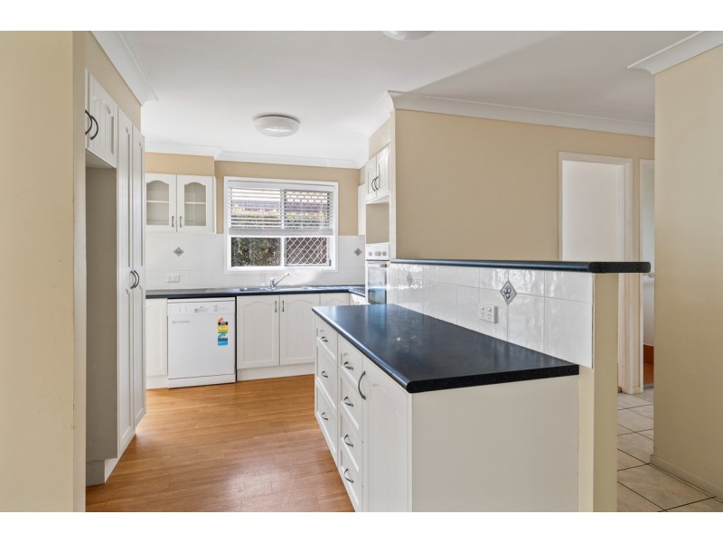 17 Jania Street, Redland Bay QLD 4165