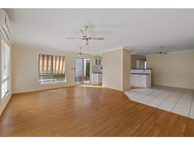 17 Jania Street, Redland Bay QLD 4165