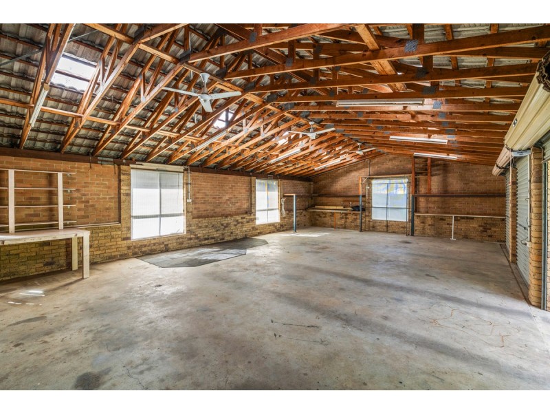 17 Jania Street, Redland Bay QLD 4165