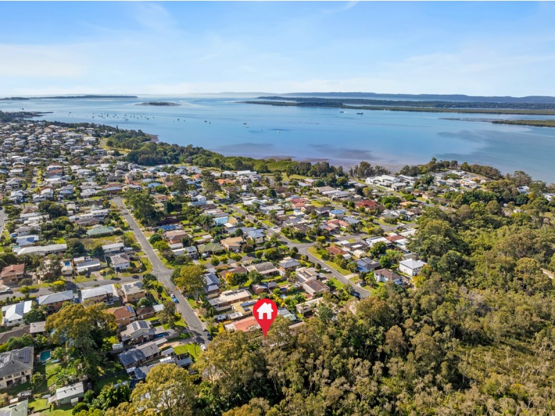 17 Jania Street, Redland Bay QLD 4165