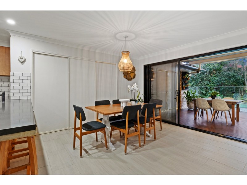 8 Morgan Close, Manly West QLD 4179