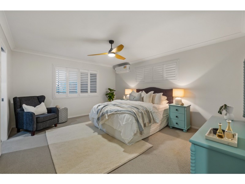 8 Morgan Close, Manly West QLD 4179
