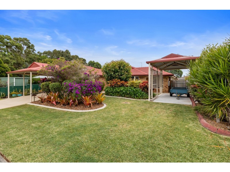 35 Trafalgar Drive, Victoria Point QLD 4165
