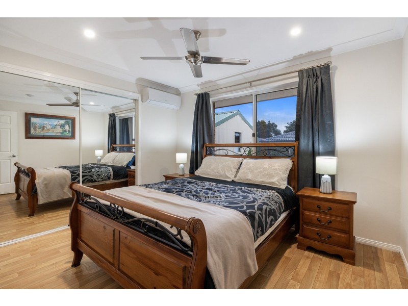 35 Trafalgar Drive, Victoria Point QLD 4165