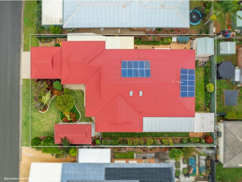35 Trafalgar Drive, Victoria Point QLD 4165