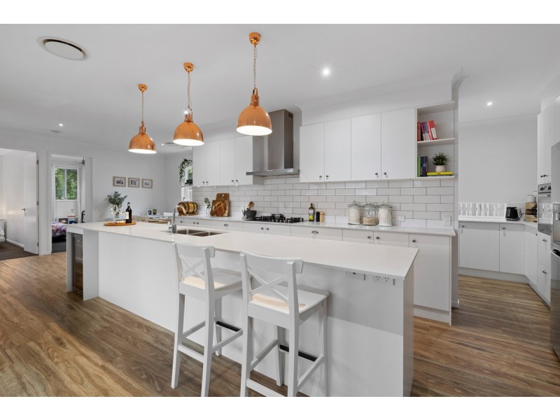 3 Heffernan Road, Alexandra Hills QLD 4161