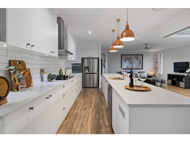 3 Heffernan Road, Alexandra Hills QLD 4161