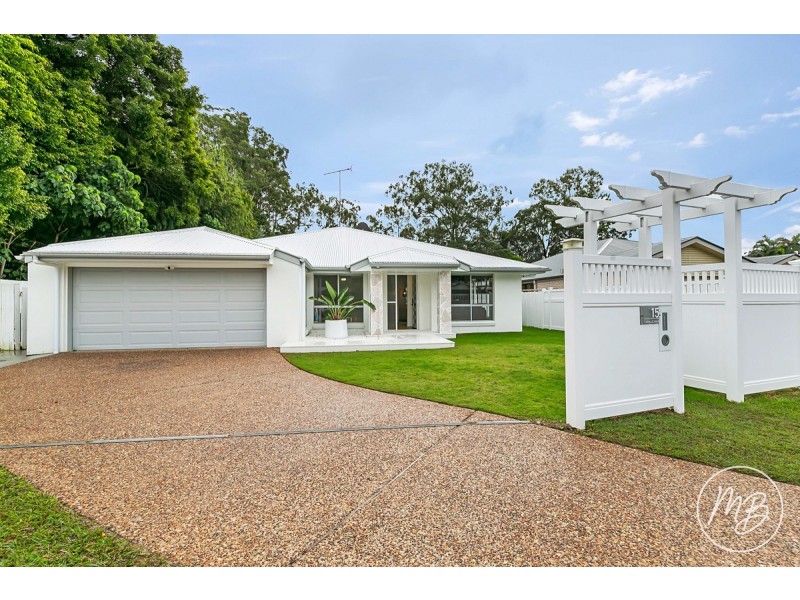 15 Tathra Court, Redland Bay QLD 4165