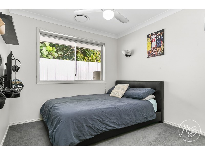 15 Tathra Court, Redland Bay QLD 4165