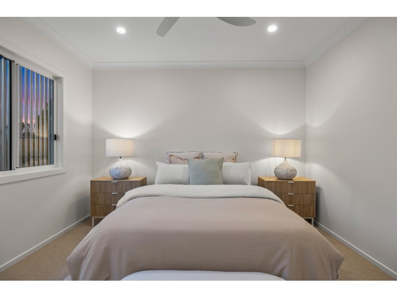 2A Devonstone Street, Cleveland QLD 4163