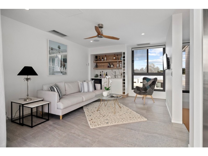 6/100 Dorsal Drive, Birkdale QLD 4159