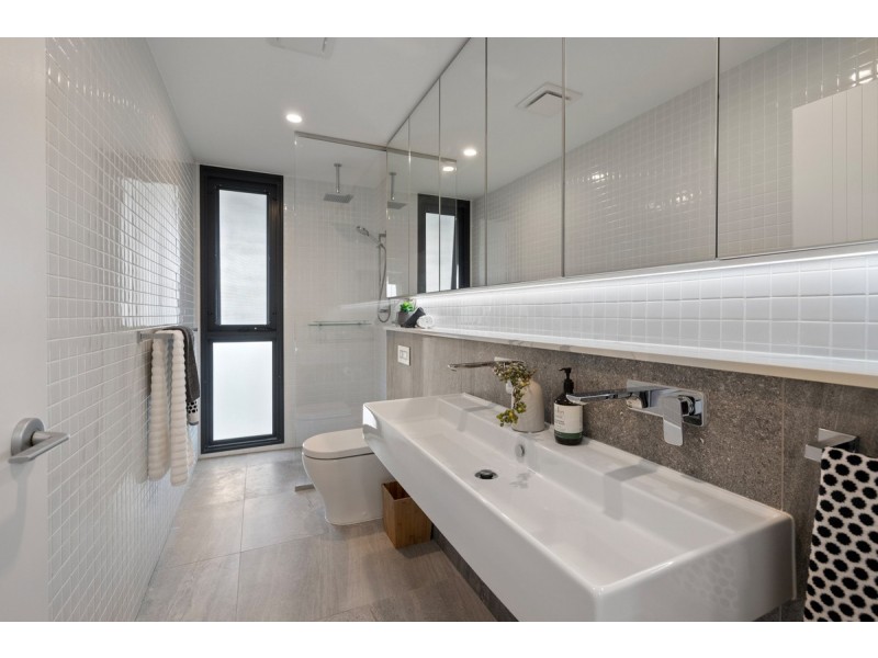 6/100 Dorsal Drive, Birkdale QLD 4159