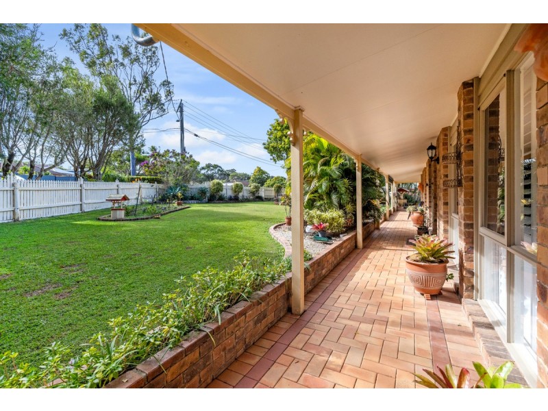 9 Dawn Crescent, Thornlands QLD 4164