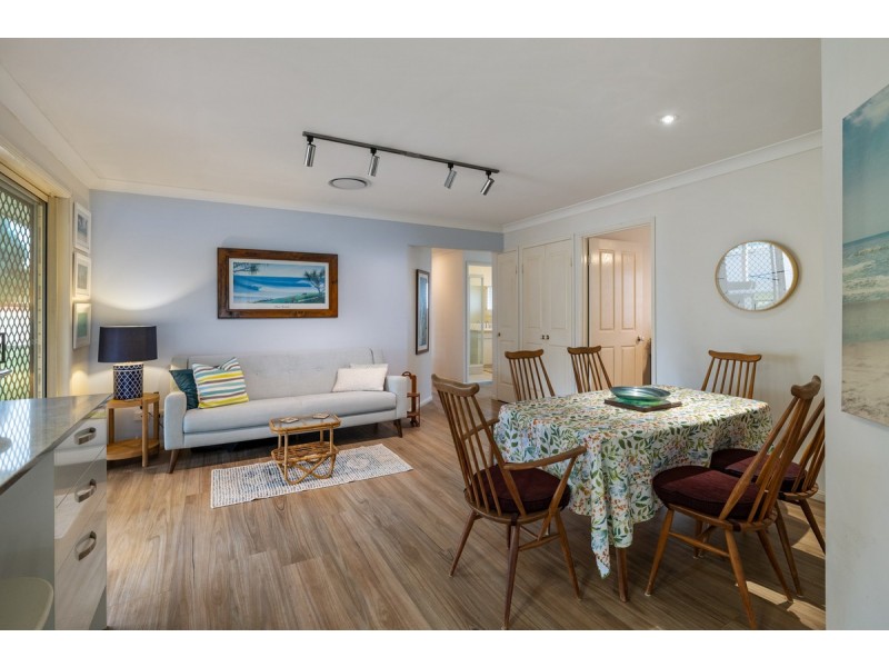 8 Eastern Court, Wellington Point QLD 4160