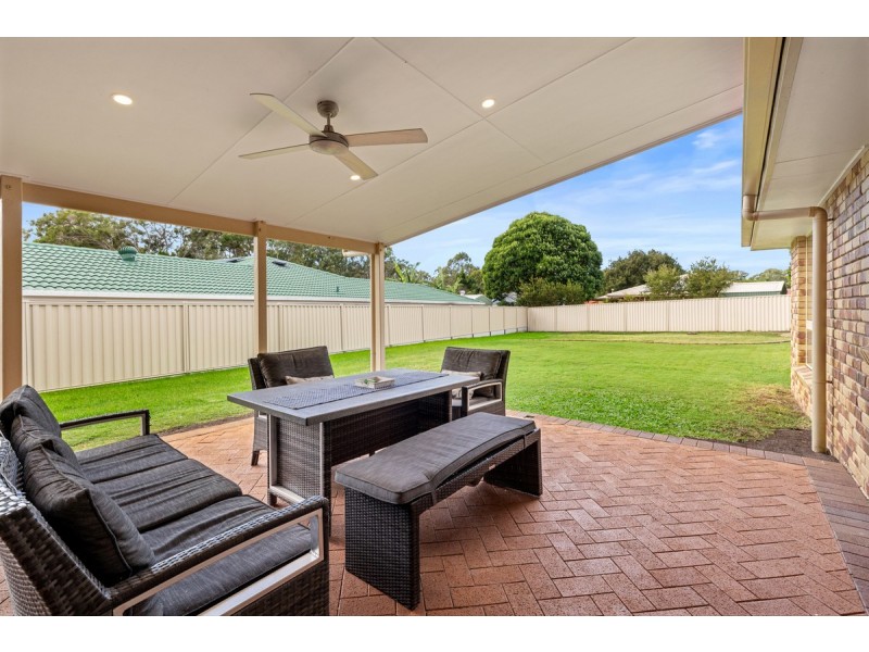 8 Eastern Court, Wellington Point QLD 4160