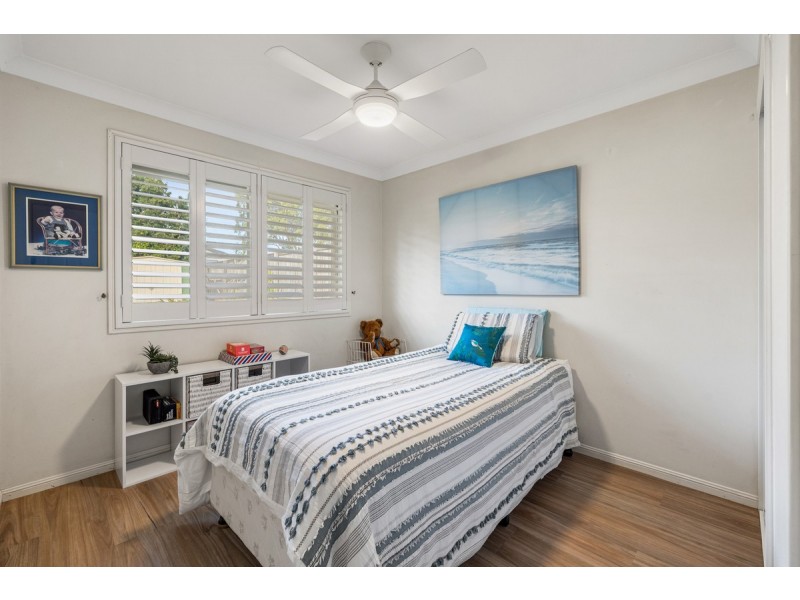 8 Eastern Court, Wellington Point QLD 4160