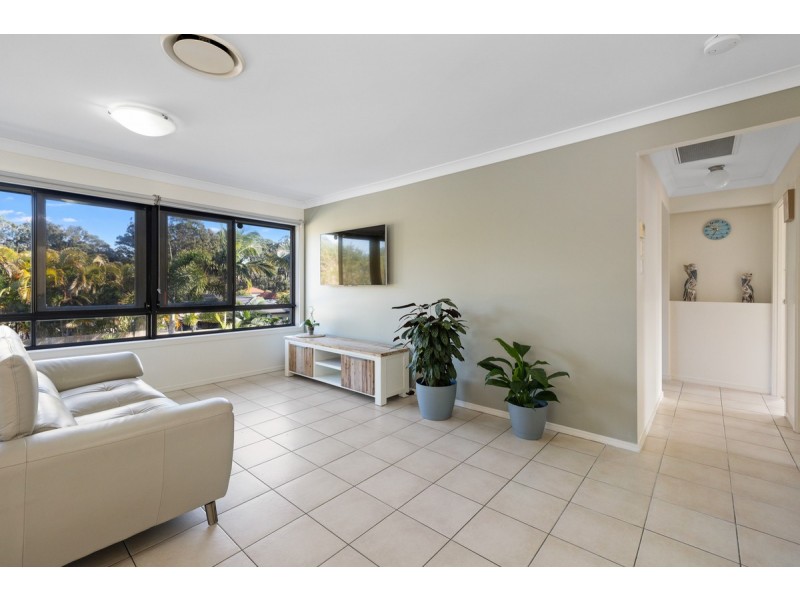 36 Sandy Cove Place, Redland Bay QLD 4165