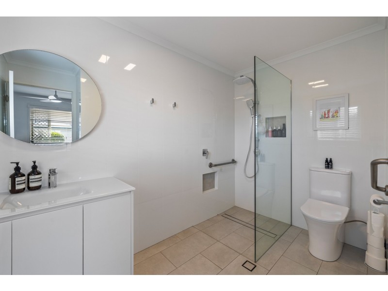 4/192 Hargreaves Road, Manly West QLD 4179