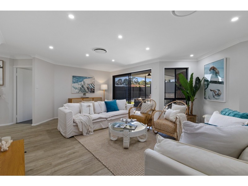 5 Gundagai Drive, Capalaba QLD 4157