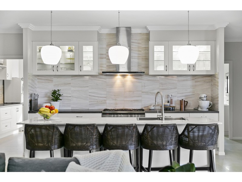 40 Parkgrove Street, Birkdale QLD 4159