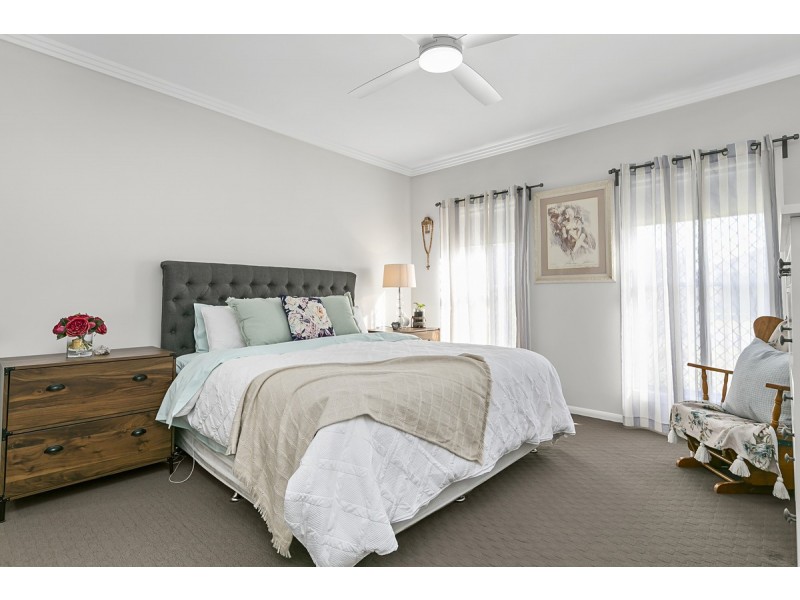 40 Parkgrove Street, Birkdale QLD 4159