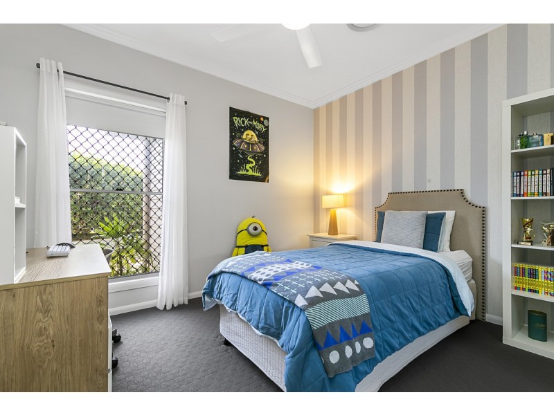 40 Parkgrove Street, Birkdale QLD 4159