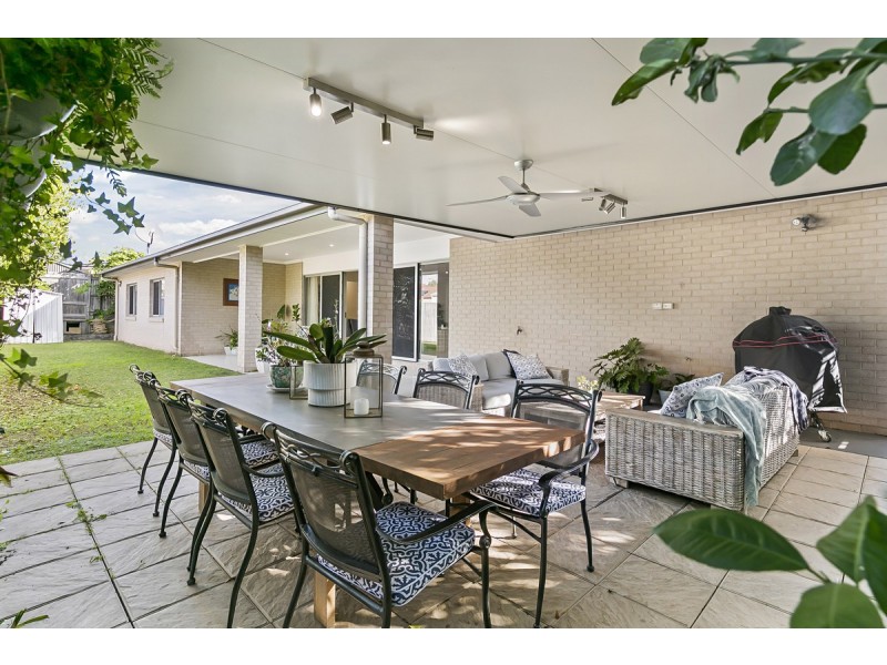 40 Parkgrove Street, Birkdale QLD 4159