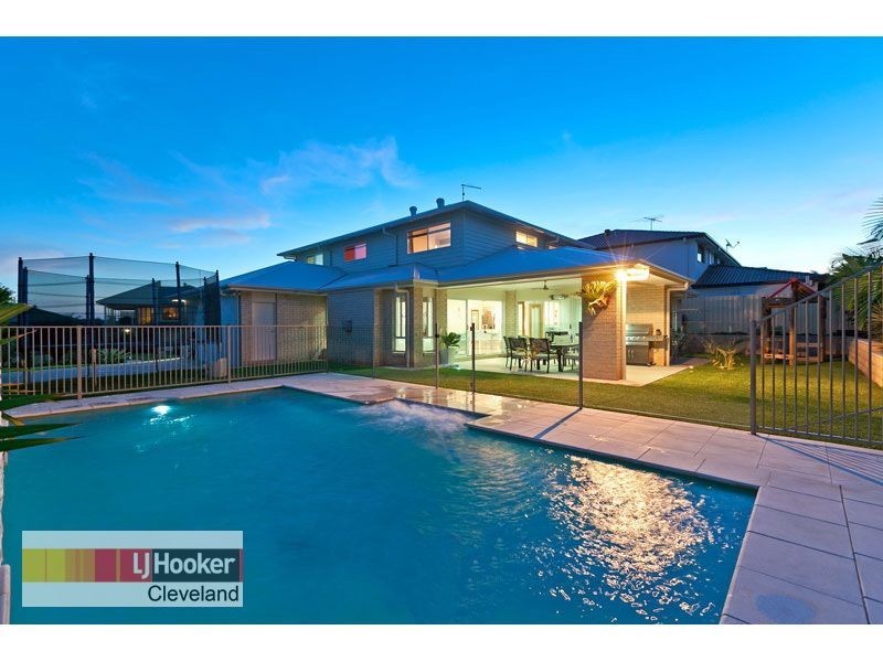 69 Penzance Drive, Redland Bay QLD 4165