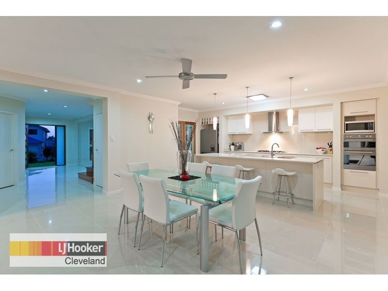69 Penzance Drive, Redland Bay QLD 4165