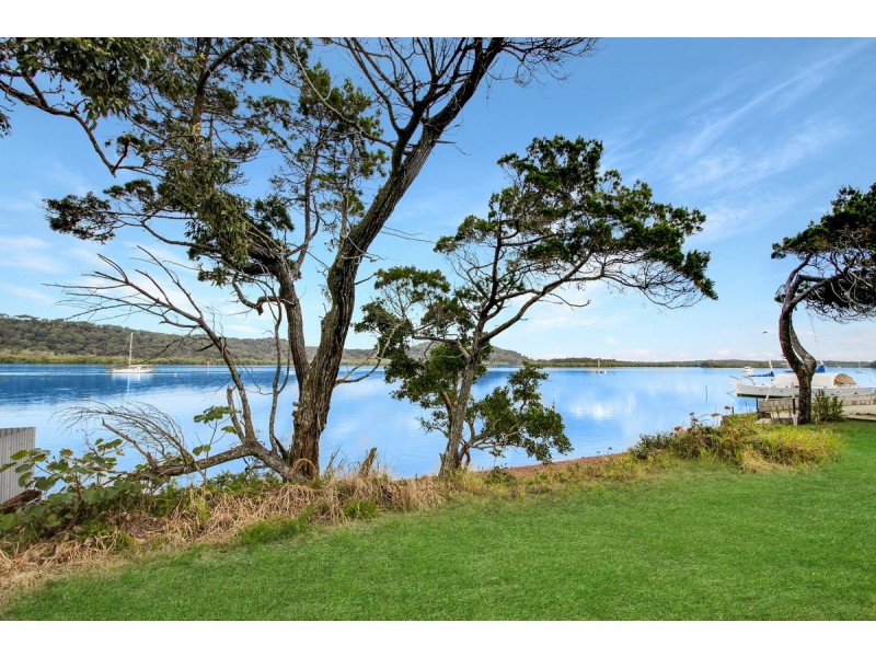 178 Canaipa Point Drive, Russell Island QLD 4184