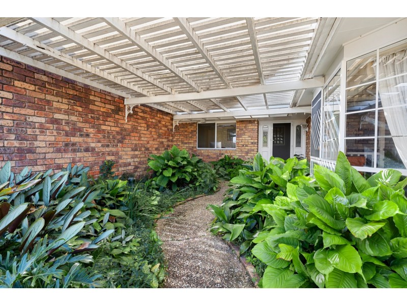 11 Breene Court, Carindale QLD 4152