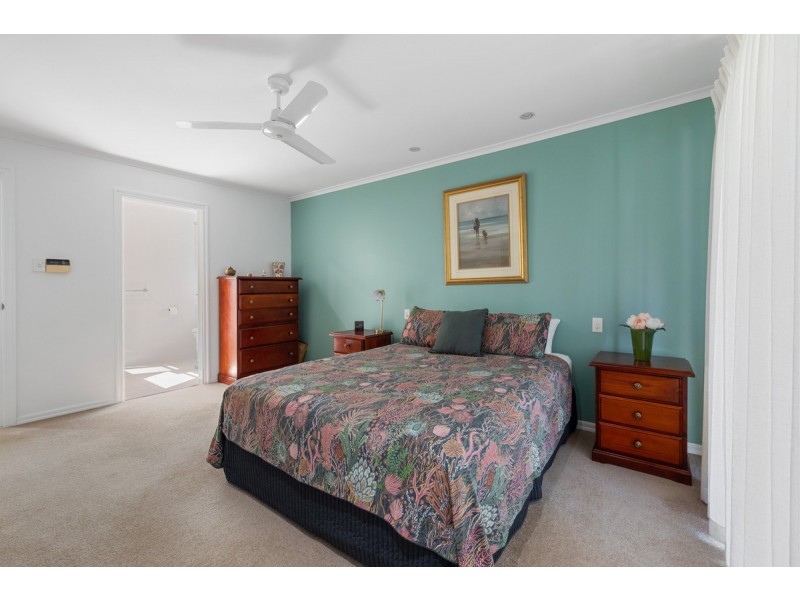 11 Breene Court, Carindale QLD 4152