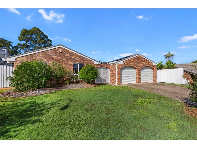 11 Breene Court, Carindale QLD 4152